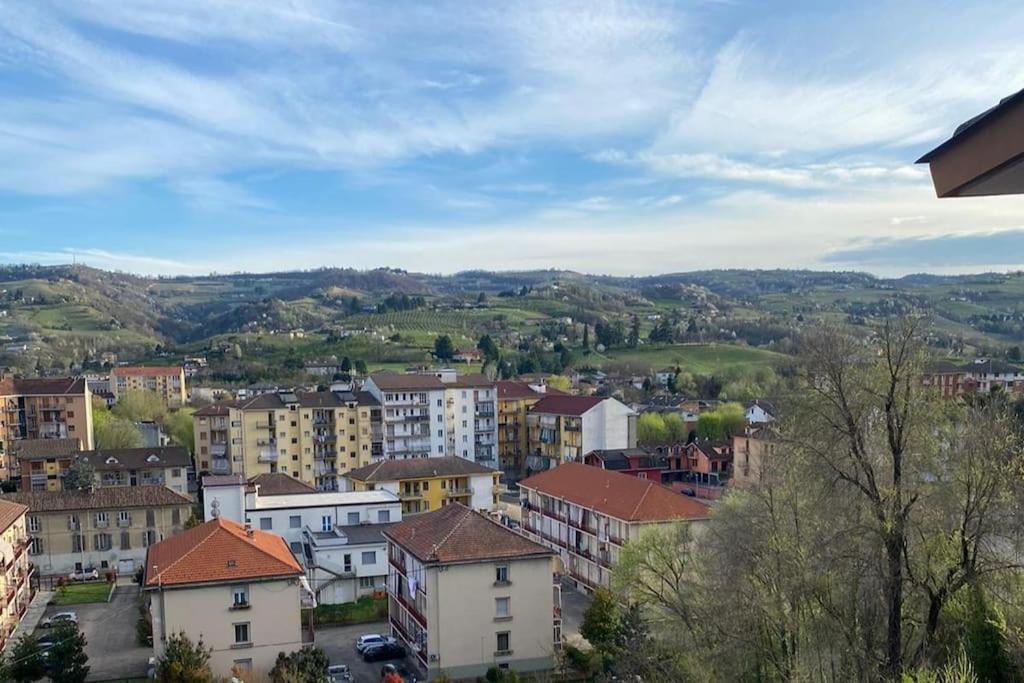 Bella Vista Apartamento Canelli Exterior foto
